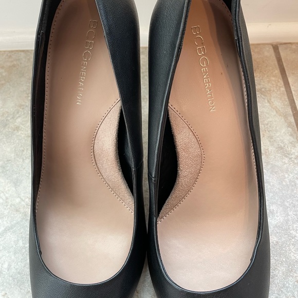 BCBGeneration SKIE HIDDEN PLATFORM PUMP - Picture 3 of 8